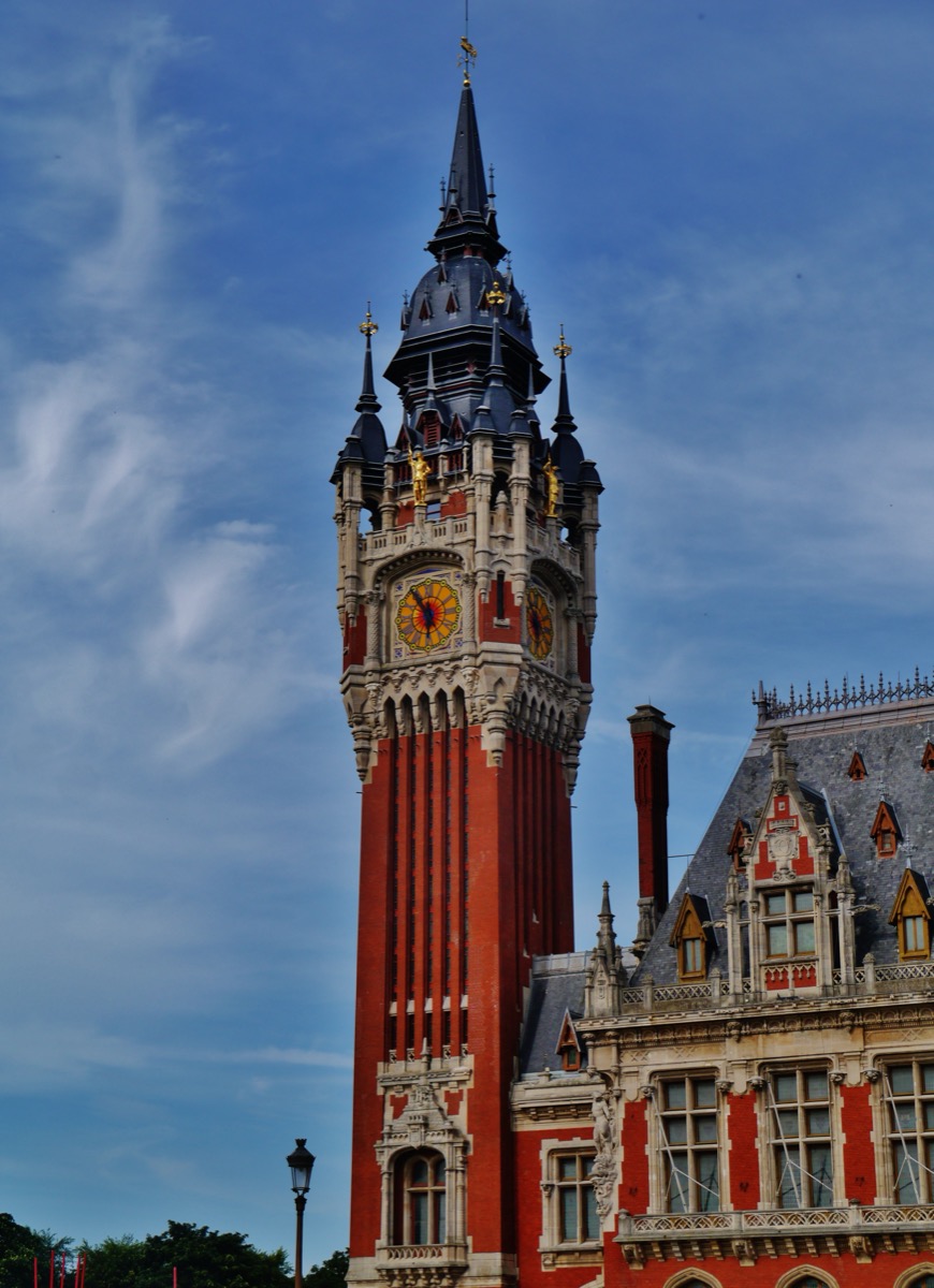 Rathaus von Calais mit dem UNESCO-Glockenturm