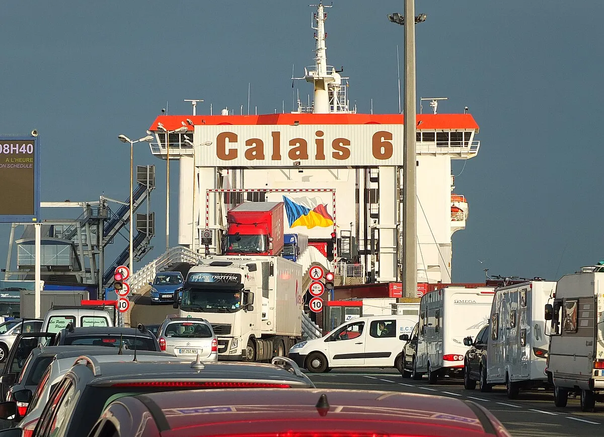 P&O Fähre Pride of Burgundy am Terminal 6 im Hafen von Calais